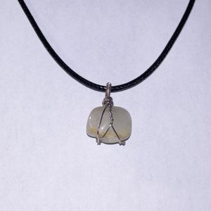 Light green adventurine wire wrapped choker